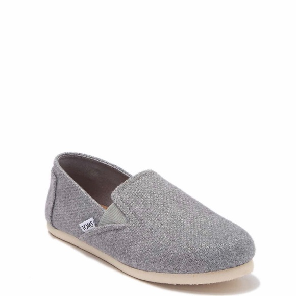 Toms Shoes - Toms